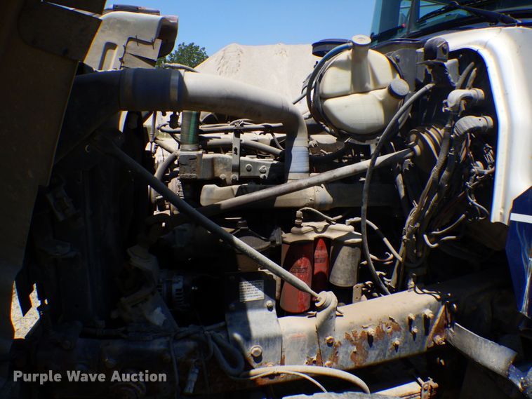 image for item MF9630 1999 Mack RD690S  ready mix truck