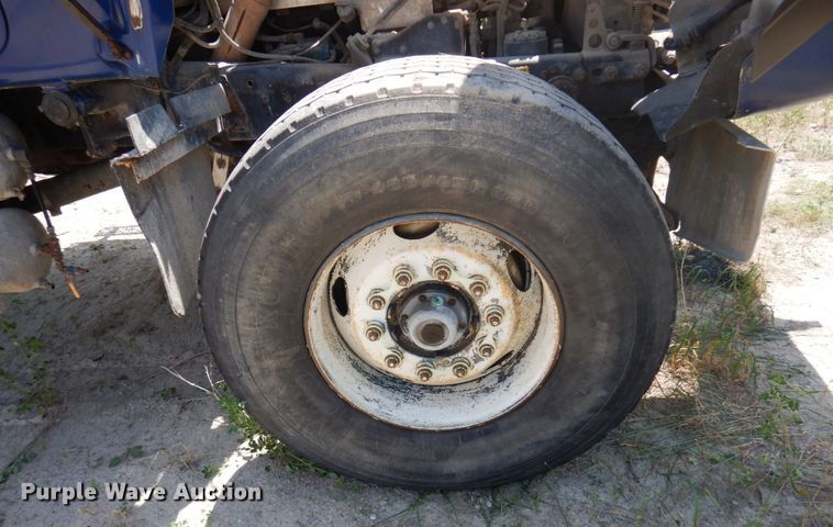 image for item MF9630 1999 Mack RD690S  ready mix truck