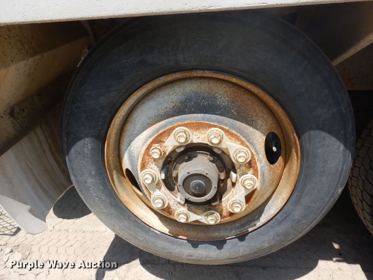 image for item MF9630 1999 Mack RD690S  ready mix truck