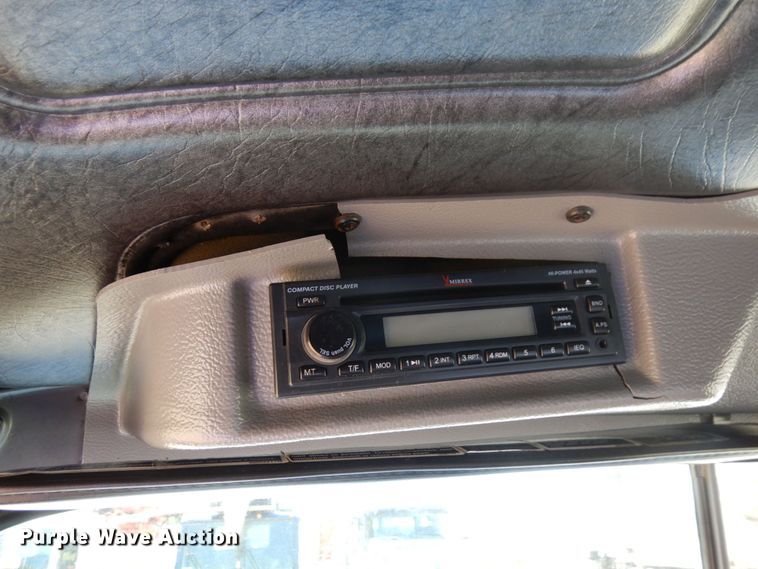 image for item MF9633 1999 Mack RD690S  ready mix truck