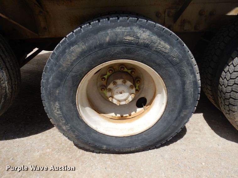 image for item MF9633 1999 Mack RD690S  ready mix truck