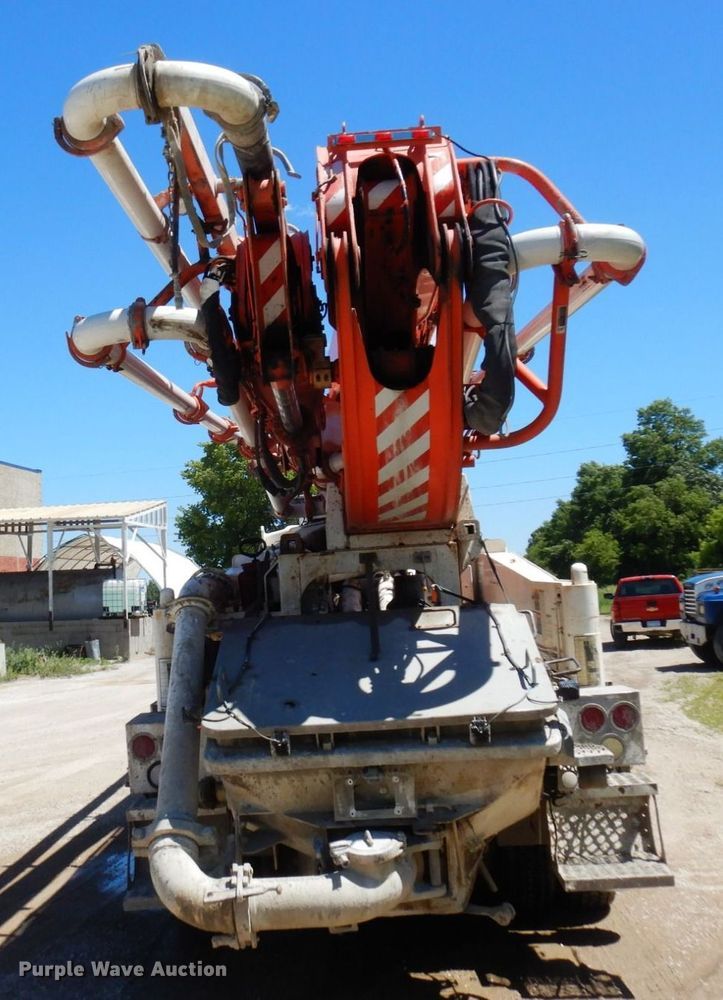 image for item MF9634 2007 Mack MR688S  concrete pump truck