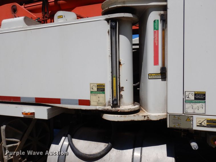 image for item MF9634 2007 Mack MR688S  concrete pump truck