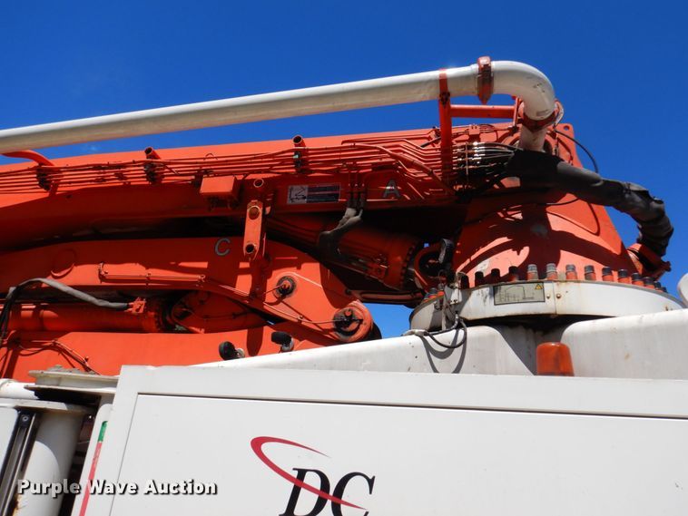 image for item MF9634 2007 Mack MR688S  concrete pump truck