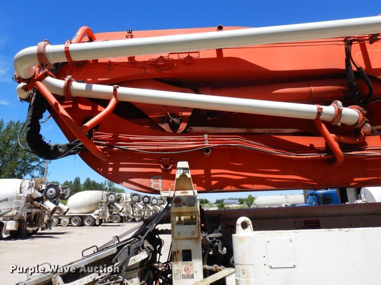 image for item MF9634 2007 Mack MR688S  concrete pump truck