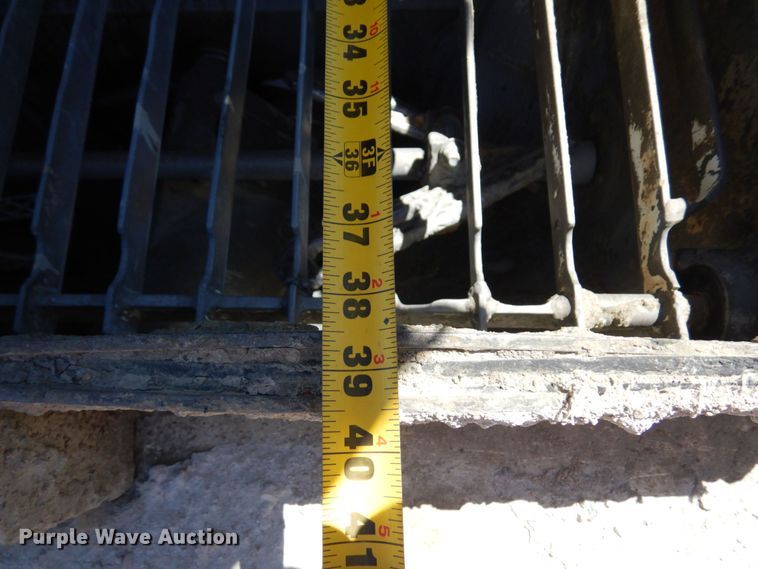 image for item MF9634 2007 Mack MR688S  concrete pump truck