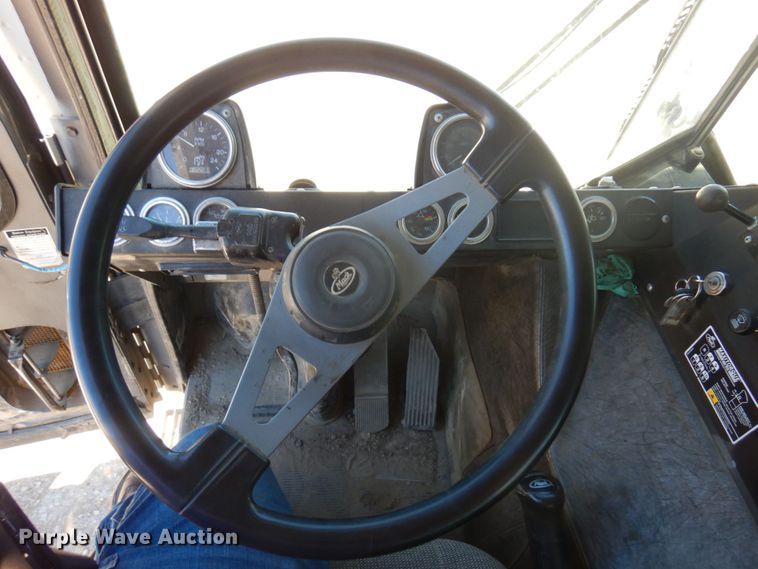 image for item MF9634 2007 Mack MR688S  concrete pump truck