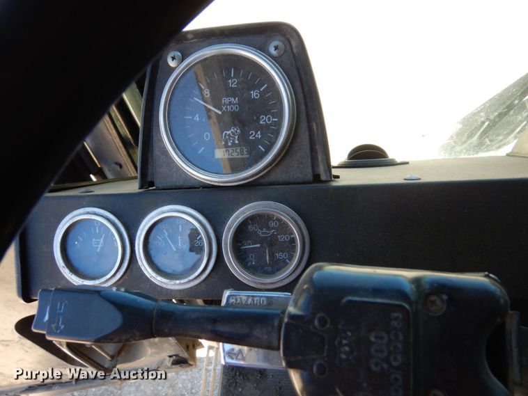 image for item MF9634 2007 Mack MR688S  concrete pump truck