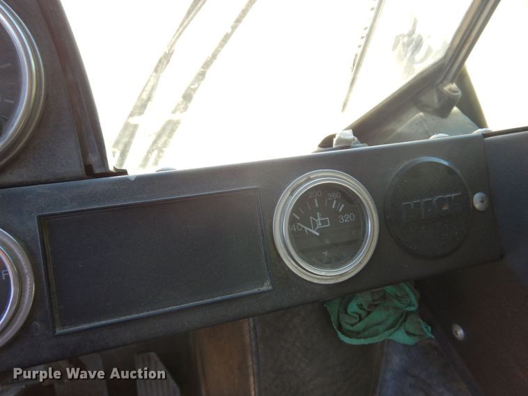 image for item MF9634 2007 Mack MR688S  concrete pump truck