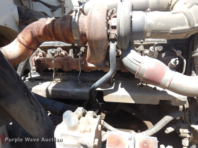 image for item MF9634 2007 Mack MR688S  concrete pump truck