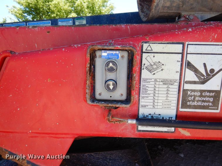 image for item MF9635 2006 Mack MR688S  material conveyor truck