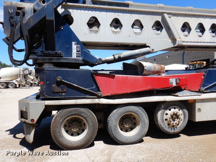 image for item MF9635 2006 Mack MR688S  material conveyor truck