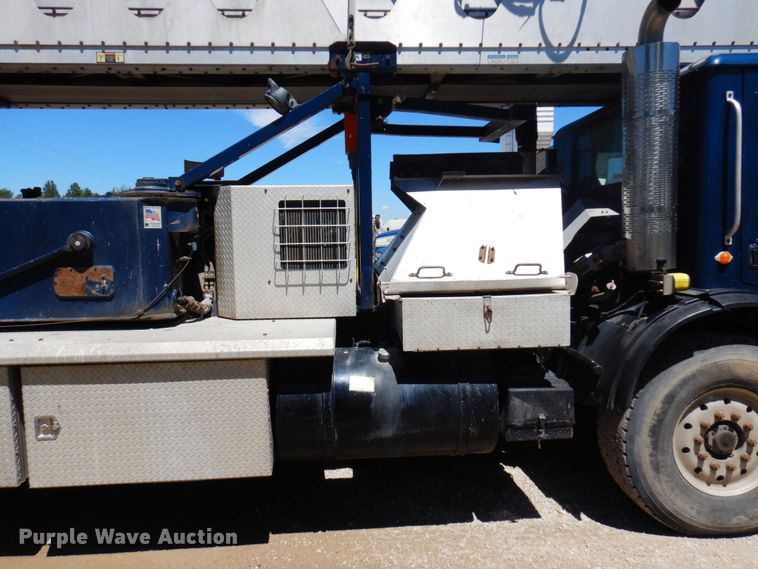 image for item MF9635 2006 Mack MR688S  material conveyor truck