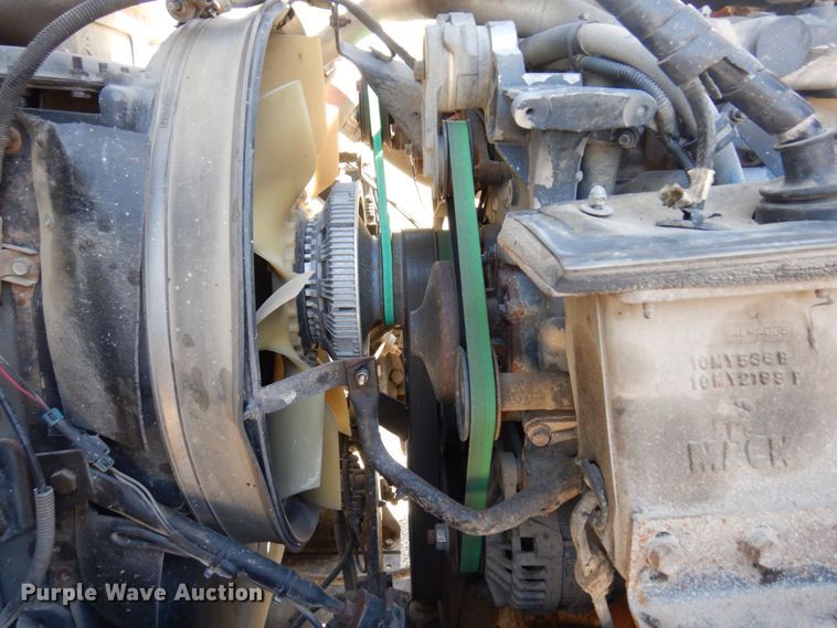 image for item MF9635 2006 Mack MR688S  material conveyor truck