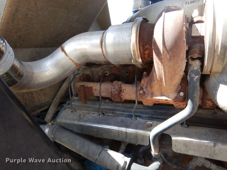 image for item MF9635 2006 Mack MR688S  material conveyor truck