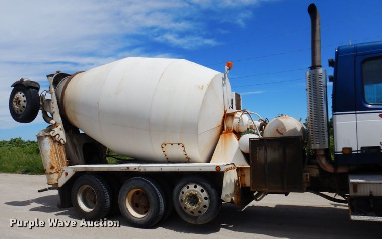 image for item MF9636 2002 Volvo VHD  ready mix truck