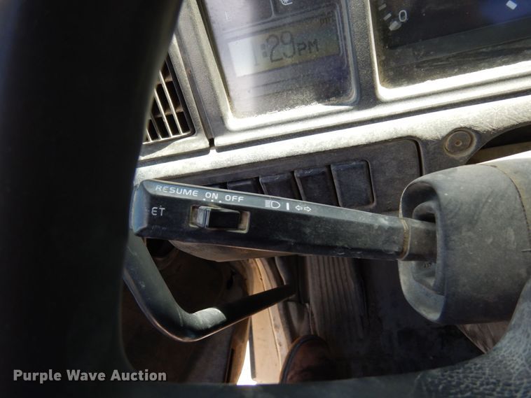 image for item MF9636 2002 Volvo VHD  ready mix truck