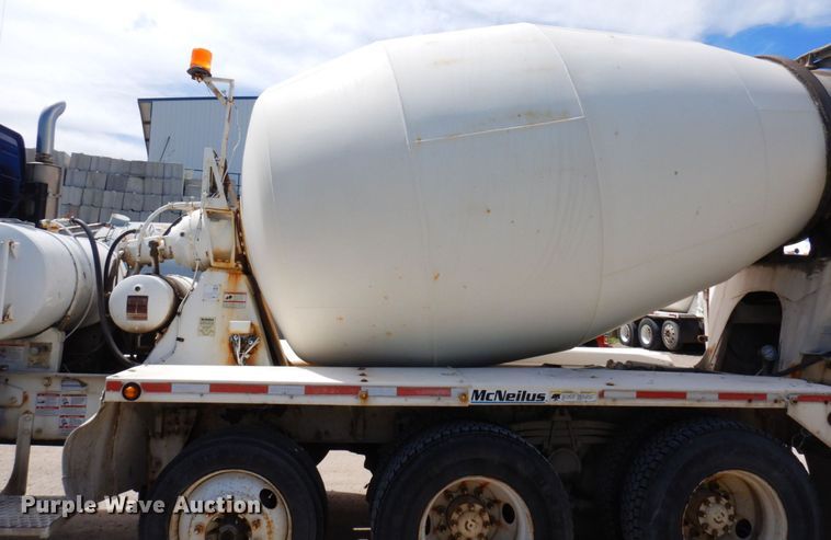 image for item MF9637 2002 Volvo VHD  ready mix truck