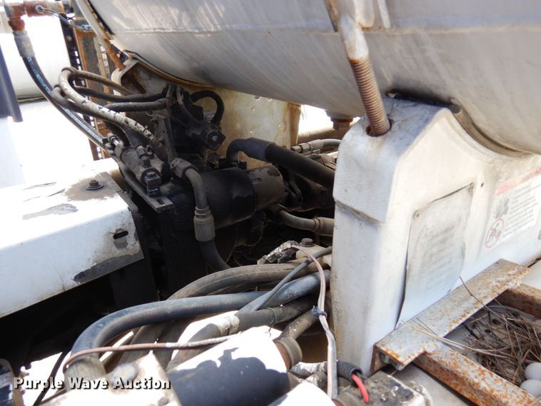 image for item MF9637 2002 Volvo VHD  ready mix truck