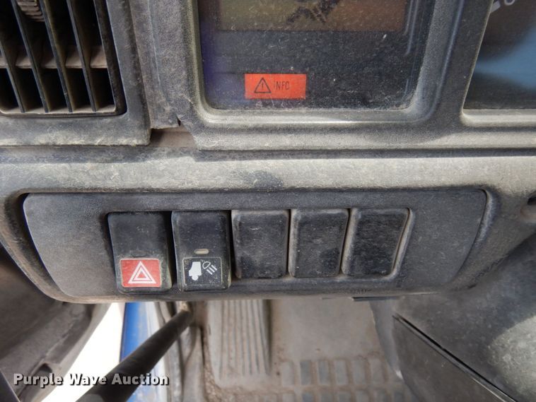 image for item MF9637 2002 Volvo VHD  ready mix truck