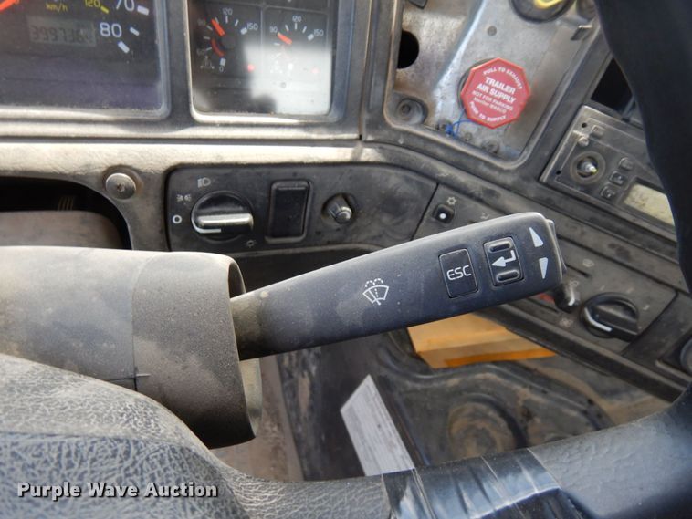 image for item MF9637 2002 Volvo VHD  ready mix truck