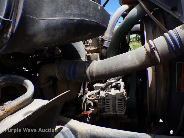 image for item MF9637 2002 Volvo VHD  ready mix truck