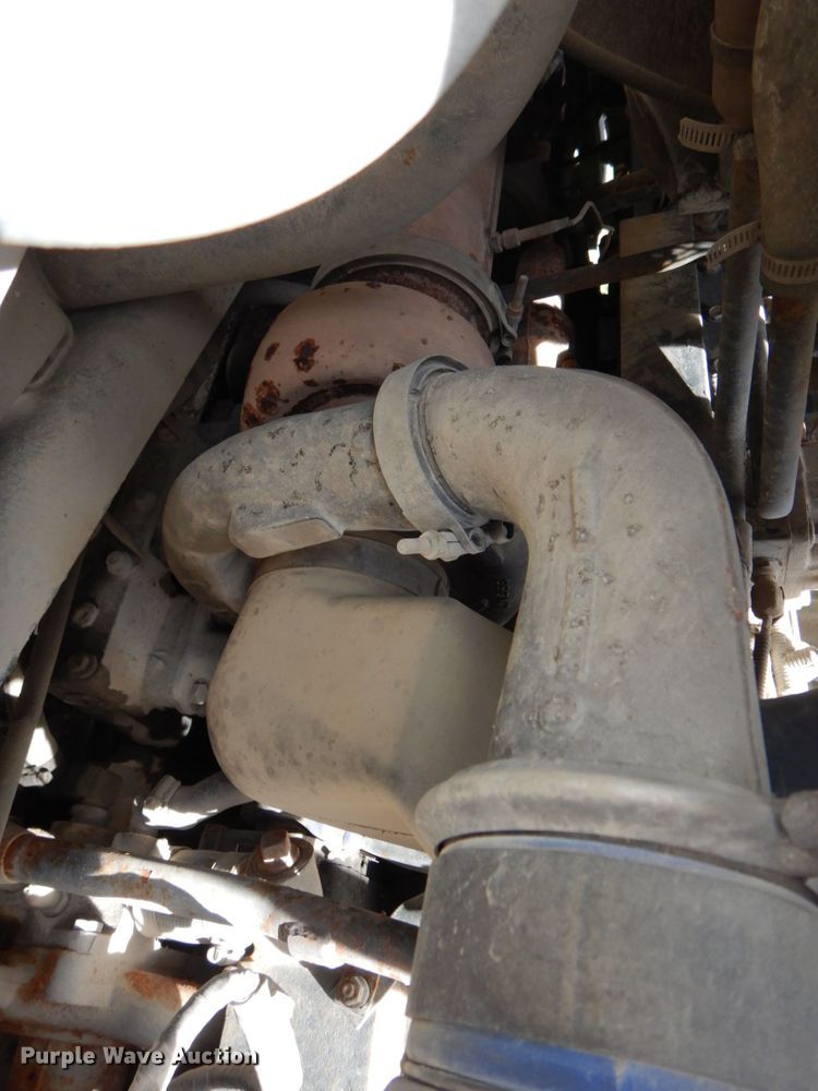 image for item MF9637 2002 Volvo VHD  ready mix truck