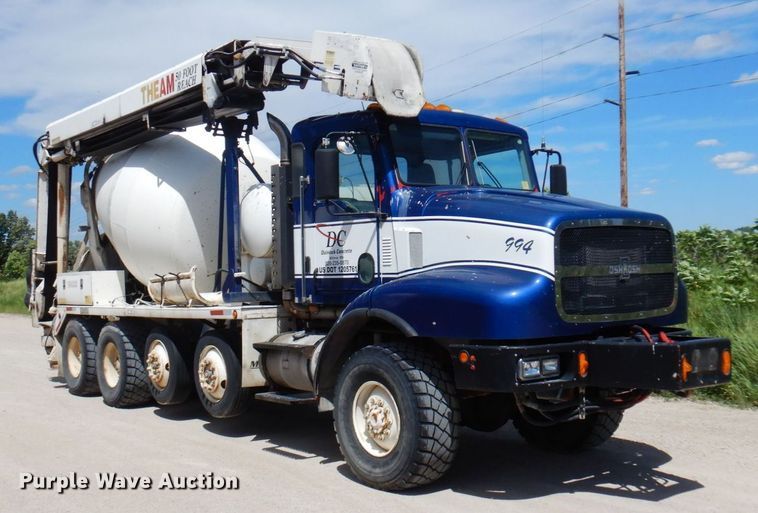 image for item MF9638 2005 Oshkosh F Series  ready mix truck