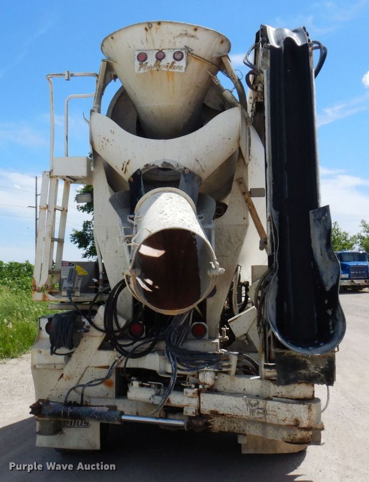 image for item MF9638 2005 Oshkosh F Series  ready mix truck