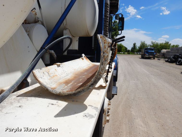 image for item MF9638 2005 Oshkosh F Series  ready mix truck