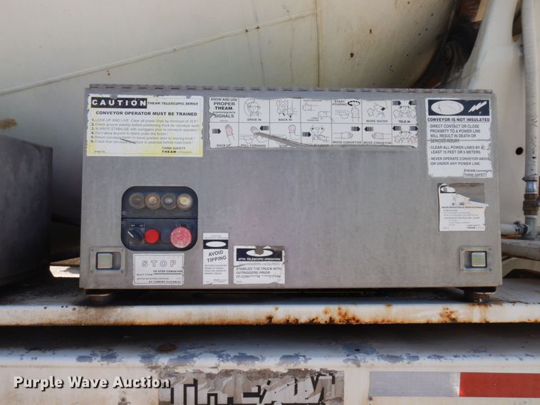 image for item MF9638 2005 Oshkosh F Series  ready mix truck