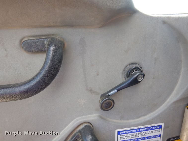 image for item MF9638 2005 Oshkosh F Series  ready mix truck