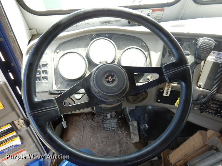 image for item MF9638 2005 Oshkosh F Series  ready mix truck