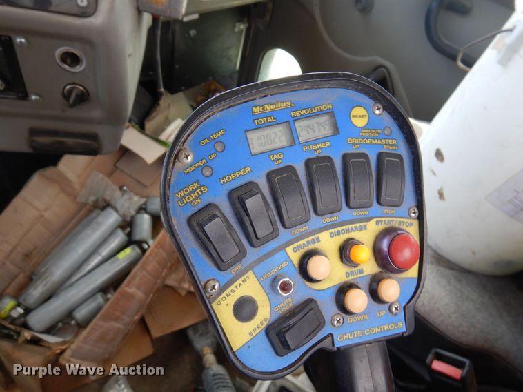 image for item MF9638 2005 Oshkosh F Series  ready mix truck