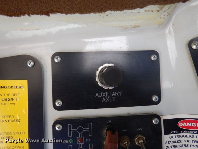 image for item MF9638 2005 Oshkosh F Series  ready mix truck