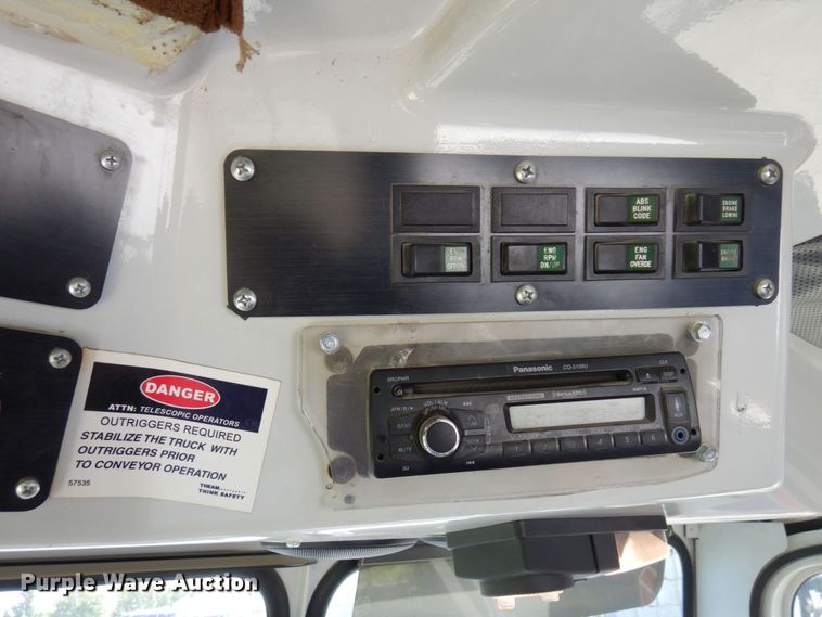 image for item MF9638 2005 Oshkosh F Series  ready mix truck