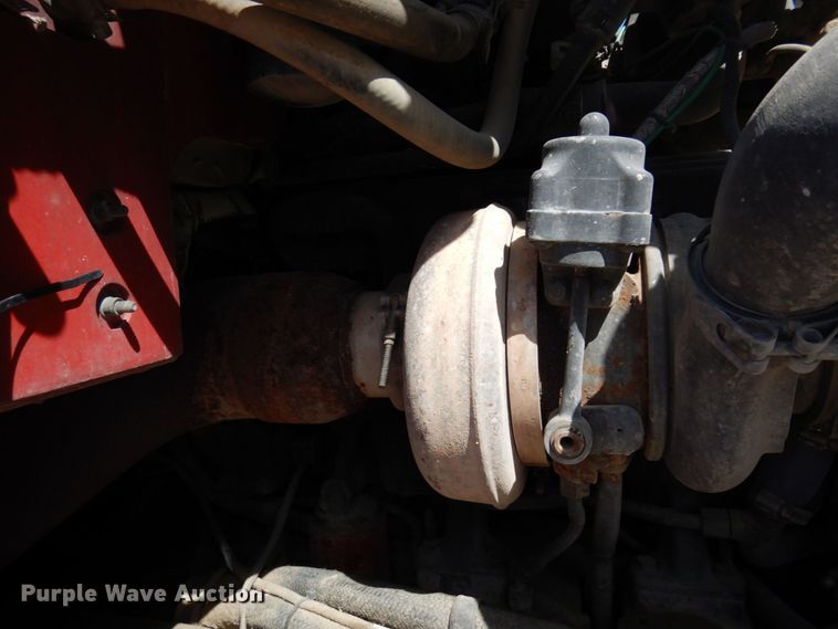 image for item MF9638 2005 Oshkosh F Series  ready mix truck