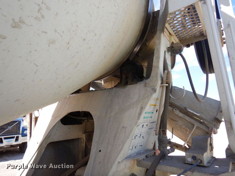 image for item MF9639 2009 Kenworth W900  ready mix truck