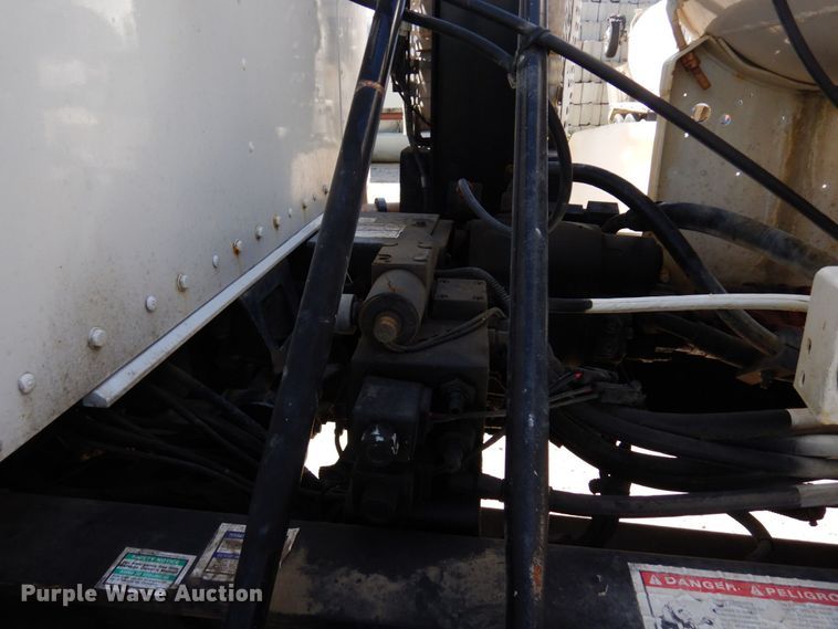 image for item MF9639 2009 Kenworth W900  ready mix truck