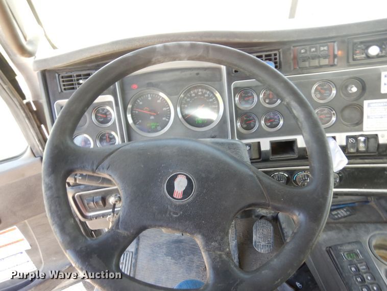 image for item MF9639 2009 Kenworth W900  ready mix truck