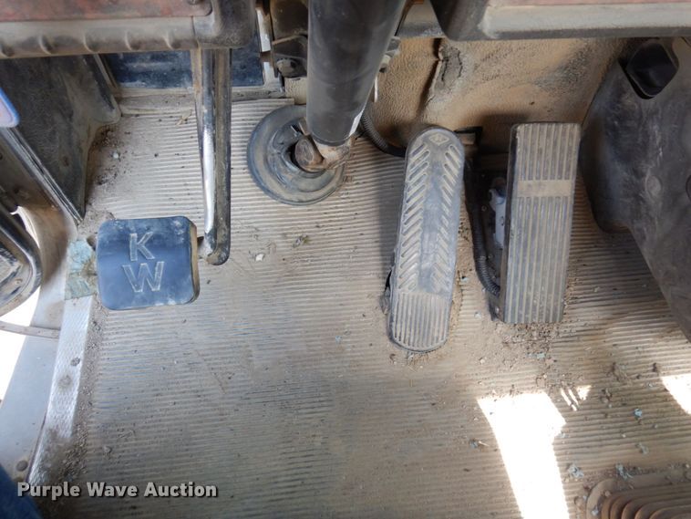 image for item MF9640 2006 Kenworth W900  ready mix truck