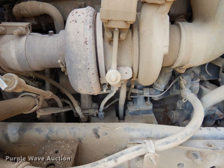 image for item MF9640 2006 Kenworth W900  ready mix truck