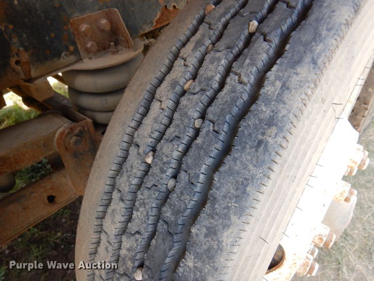 image for item MF9640 2006 Kenworth W900  ready mix truck