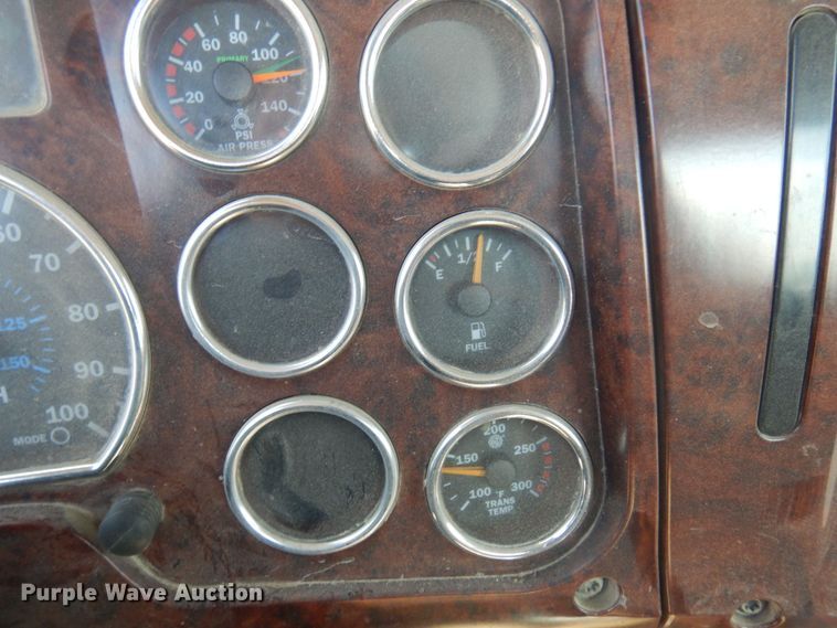 image for item MF9641 2005 Mack CV513  ready mix truck