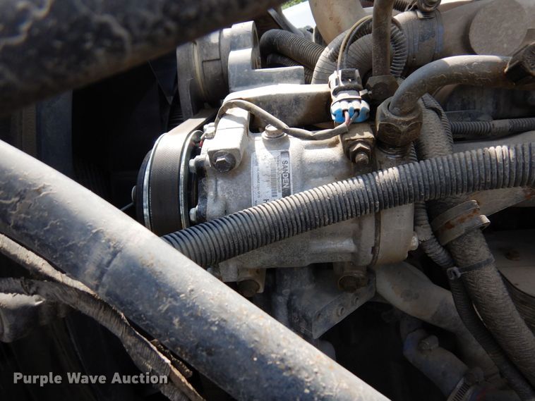 image for item MF9641 2005 Mack CV513  ready mix truck