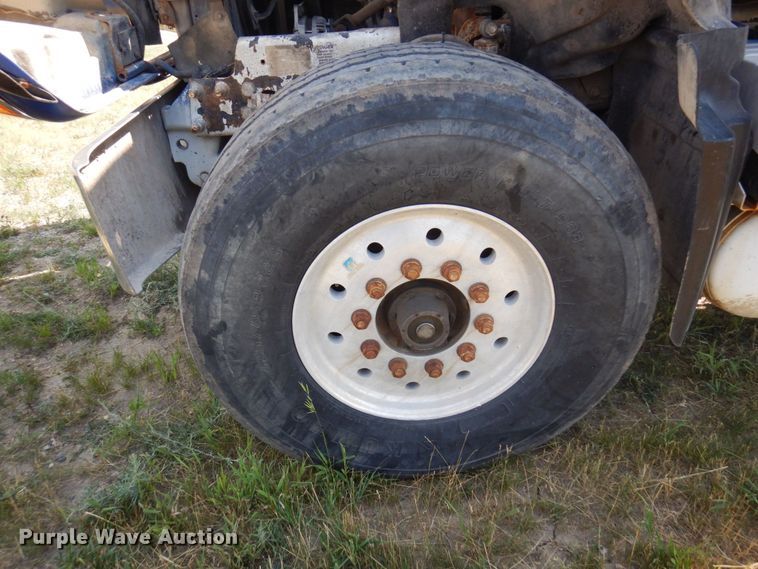 image for item MF9641 2005 Mack CV513  ready mix truck