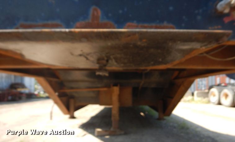 image for item MF9651 1992 Load King PCS50/70-2  drop deck equipment trailer