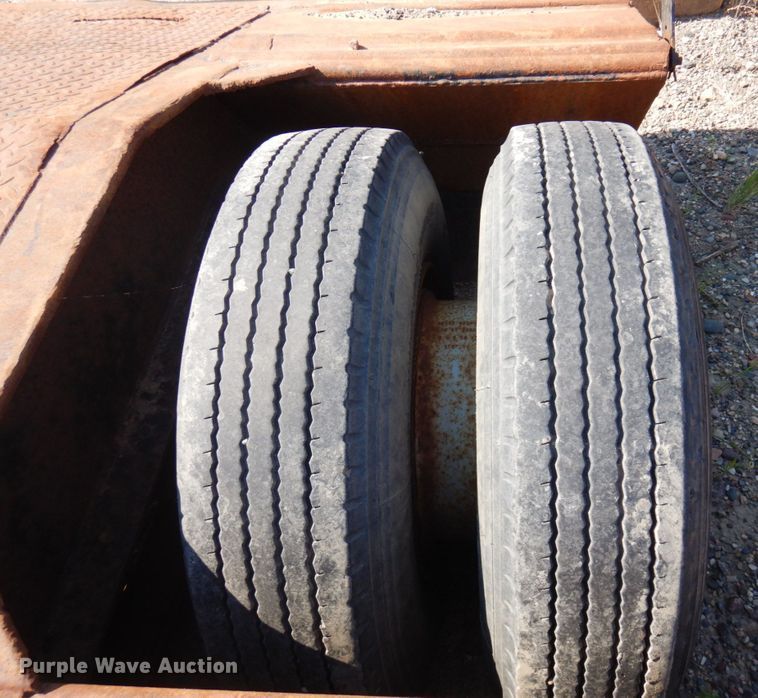 image for item MF9651 1992 Load King PCS50/70-2  drop deck equipment trailer