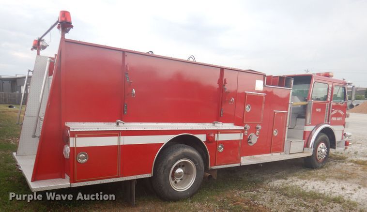 image for item DJ3840 1981 Sutphen Deluge  pumper fire truck