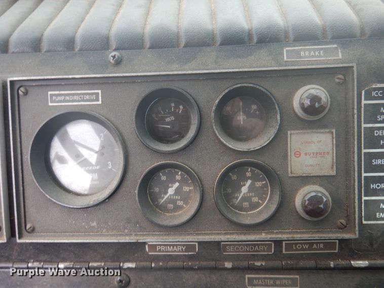 image for item DJ3840 1981 Sutphen Deluge  pumper fire truck